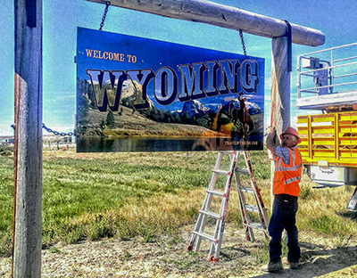 welcome-wyoming-cody.jpg