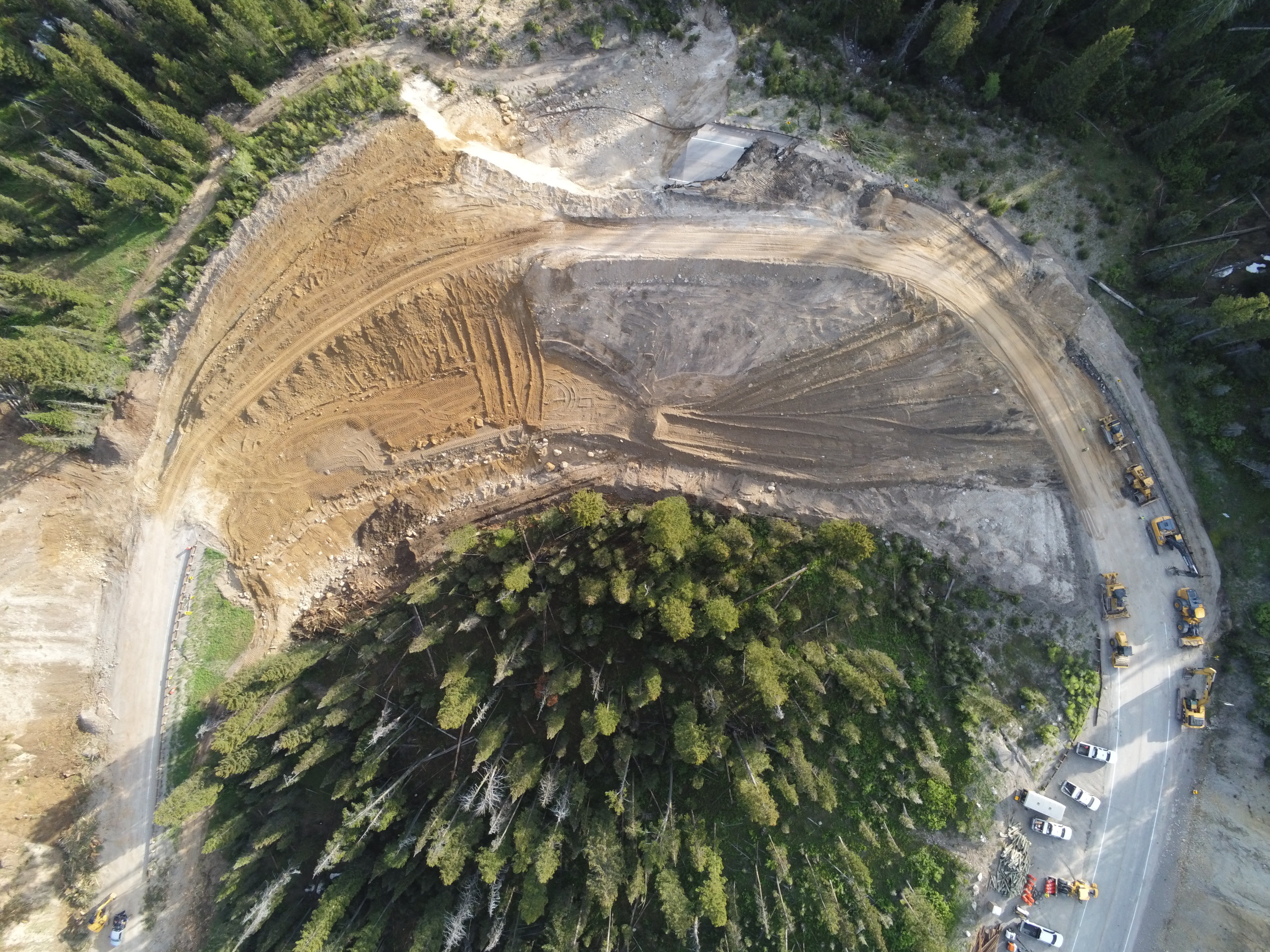Big%20Fill%20Slide%20-%20Detour%20work%20June%2014%20drone%20photo%20.jpg